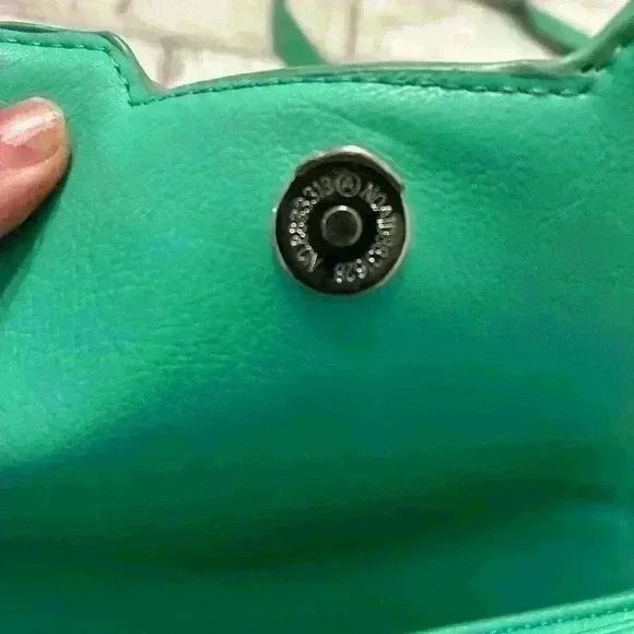 Danielle Nicole Vegan Faux Leather Mint Green Crossbody Bag Purse - Picture 8 of 8